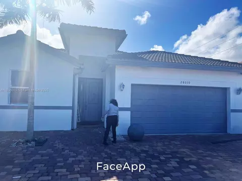 28010 SW 132nd Ave, Homestead, FL 33033