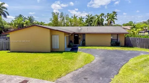 9441 SW 184th Ter, Cutler Bay, FL 33157