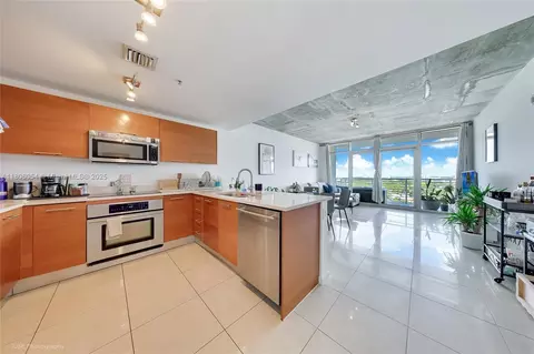 3250 NE 1st Ave #1007, Miami, FL 33137