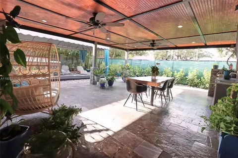 Other - 101 NE 9th Ave, Hialeah, FL 33010 photo 6 of 10