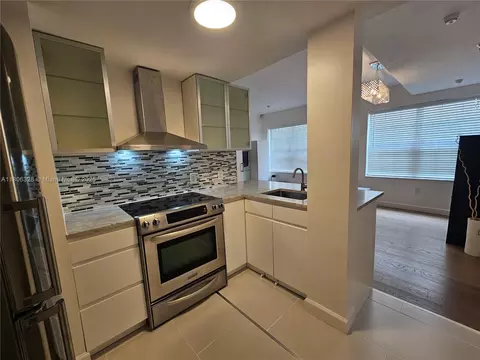 1242 Drexel Ave #103, Miami Beach, FL 33139