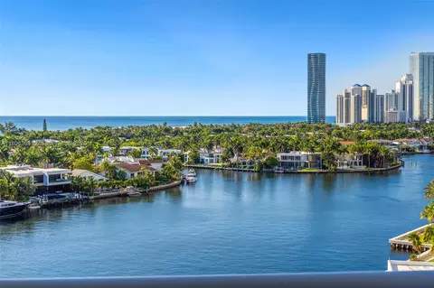 20515 E Country Club Dr #1248, Aventura, FL 33180