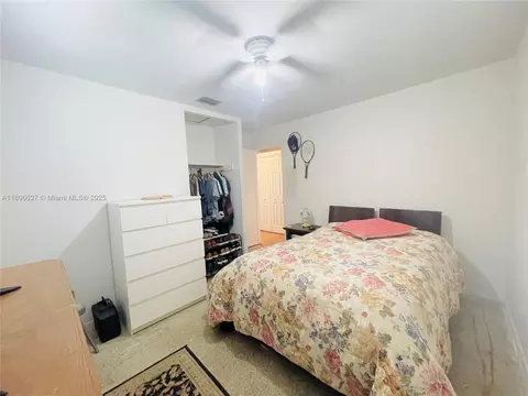 Bedroom - 2465 NE 15th Ave, Pompano Beach, FL 33064 photo 2 of 8