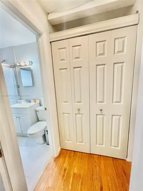 Other - 2465 NE 15th Ave, Pompano Beach, FL 33064 photo 4 of 10