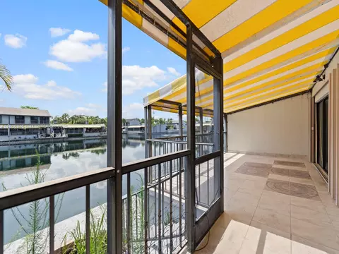 Exterior - 16380 Briar Patch Pl, Miami Lakes, FL 33014 photo 2 of 5