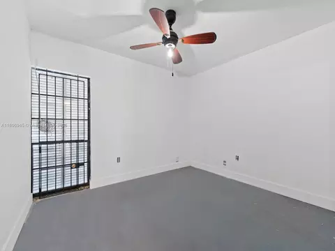 Bedroom - 16380 Briar Patch Pl, Miami Lakes, FL 33014 photo 4 of 7