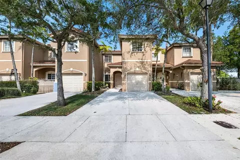 21485 SW 85th Path, Cutler Bay, FL 33189