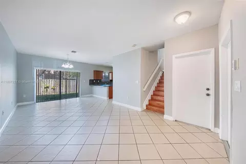 Living - 21485 SW 85th Path, Cutler Bay, FL 33189 photo 2 of 4
