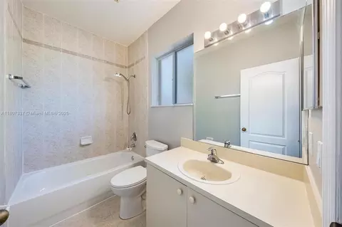 Bath - 21485 SW 85th Path, Cutler Bay, FL 33189 photo 1 of 1