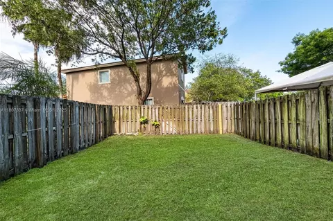 Exterior - 21485 SW 85th Path, Cutler Bay, FL 33189 photo 2 of 3
