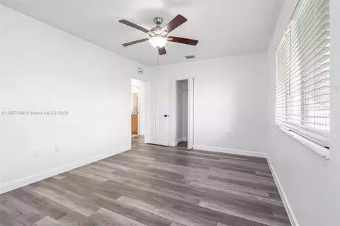 1402 E River Dr, Margate, FL 33063 photo 28
