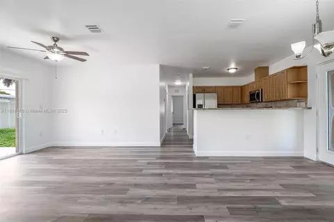 1402 E River Dr, Margate, FL 33063 photo 14