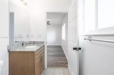 1402 E River Dr, Margate, FL 33063 photo 31