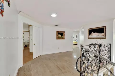 Entry Way - 8360 NW 159th Ter, Miami Lakes, FL 33016 photo 4 of 5