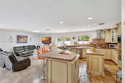 Kitchen - 8360 NW 159th Ter, Miami Lakes, FL 33016 photo 1 of 3