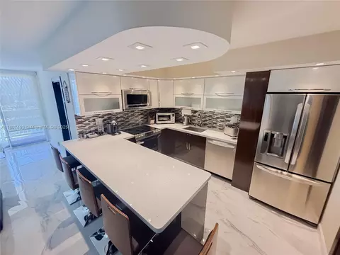 231 174th St #1505, Sunny Isles Beach, FL 33160