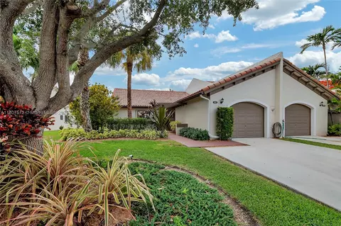 8573 SW 115th Ct, Miami, FL 33173