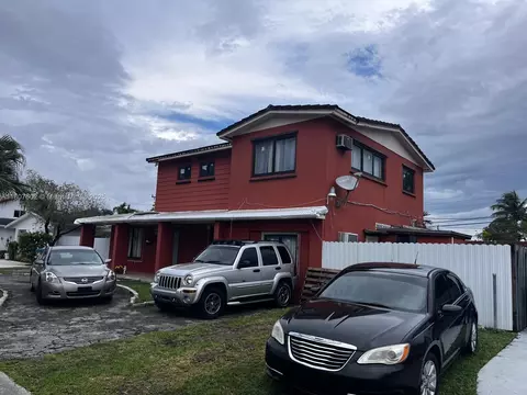 1735 SW 97th Pl, Miami, FL 33165