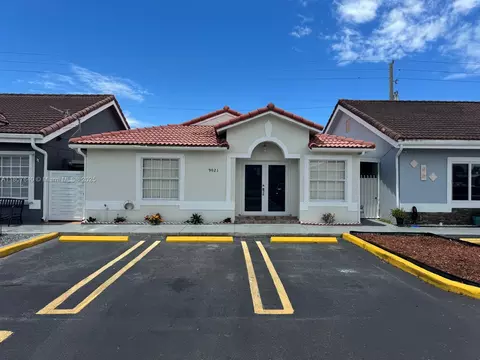 9021 NW 121st Ter #85, Hialeah Gardens, FL 33018