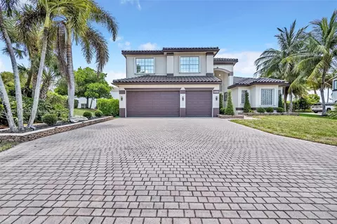5466 SW 187th Ter, Miramar, FL 33029