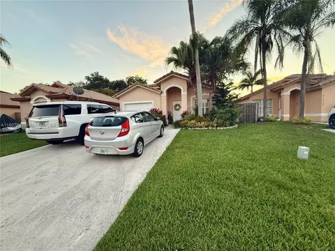 21468 SW 88th Ave, Cutler Bay, FL 33189