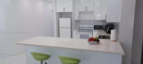 650 E 55th St, Hialeah, FL 33013 photo 7