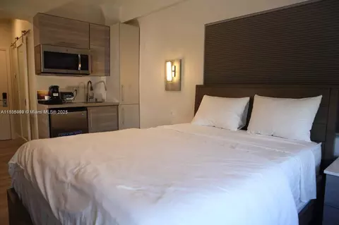 763 Pennsylvania Ave #101, Miami Beach, FL 33139