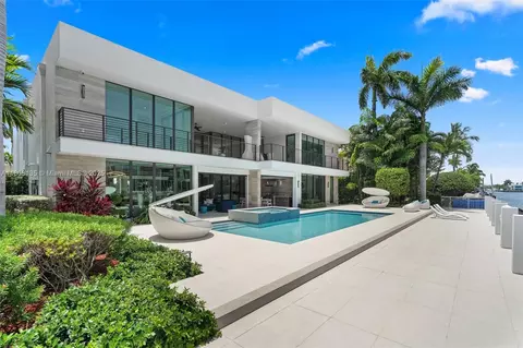 2519 Lucille Dr, Fort Lauderdale, FL 33316