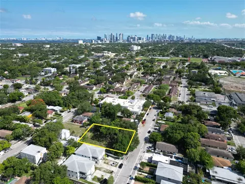 6811- NW 6775 Nw 4th Ave, Miami, FL 33150