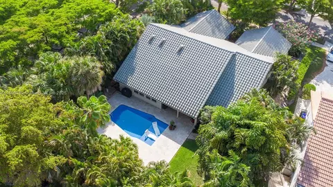 2215 SW 14th Pl, Boca Raton, FL 33486