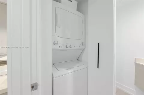 650 NE 32nd St #3708, Miami, FL 33137 photo 22