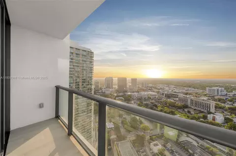 650 NE 32nd St #3708, Miami, FL 33137 photo 10