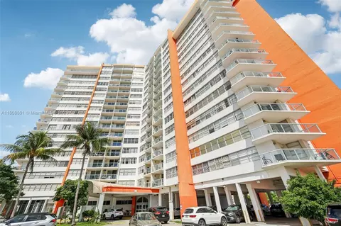 1351 NE Miami Gardens Dr #1111E, Miami, FL 33179