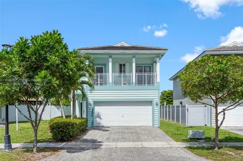 324 NE 31st Ave, Homestead, FL 33033