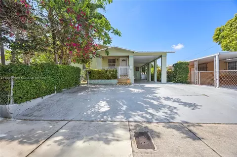 5762 SW 2nd St, Miami, FL 33144