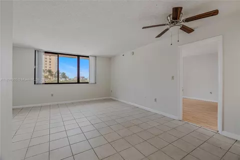 540 Brickell Key Dr #718, Miami, FL 33131 photo 1