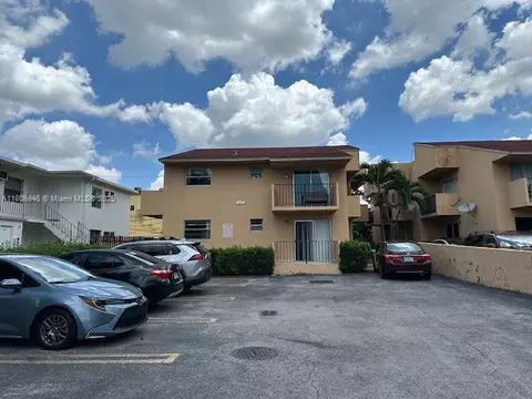 1241 NW 6th St #2, Miami, FL 33125