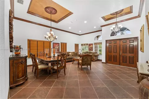 16526 SW 51st Ter, Miami, FL 33185