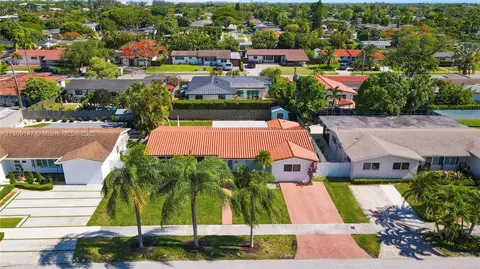8930 SW 50th Ter, Miami, FL 33165