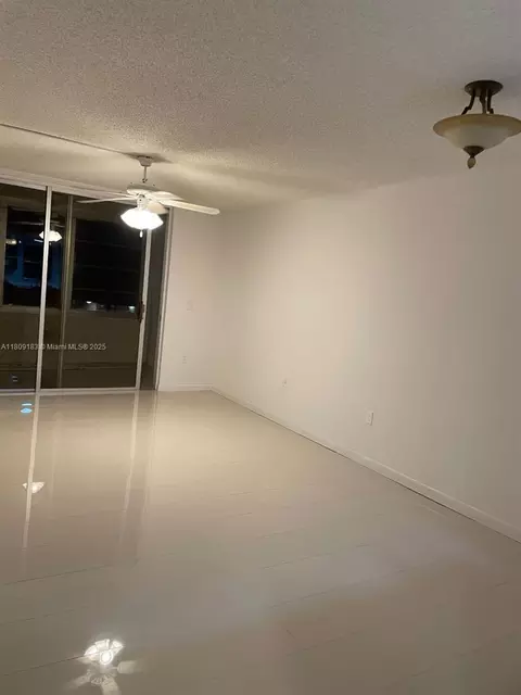 6850 R O Y A L Palm Bl #209-G, Margate, FL 33063