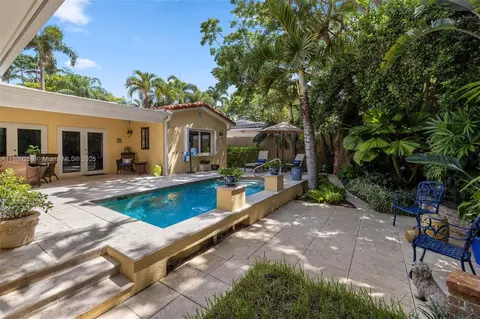1650 Tigertail Ave, Coconut Grove, FL 33133