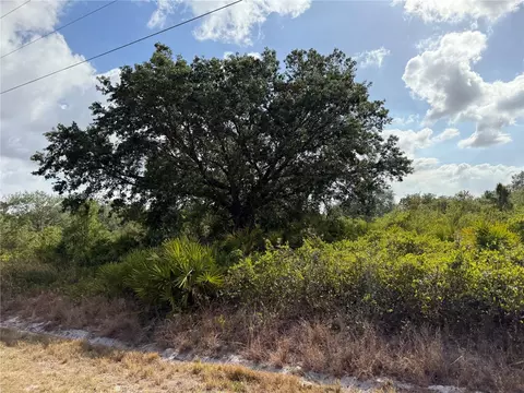 555 S Live Oak St, Clewiston, FL 33440