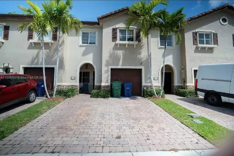 22018 SW 89th Ct, Cutler Bay, FL 33190