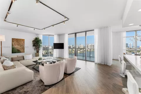 17301 Biscayne Blvd #2210, North Miami Beach, FL 33160