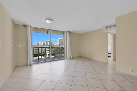3161 S Ocean Dr #607, Hallandale Beach, FL 33009