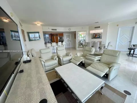 400 Alton Rd #808, Miami Beach, FL 33139