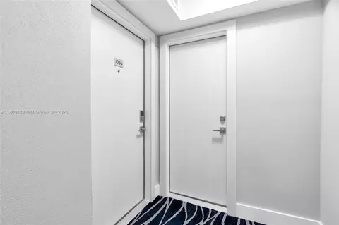 1904 S Ocean Dr #1004, Hallandale Beach, FL 33009
