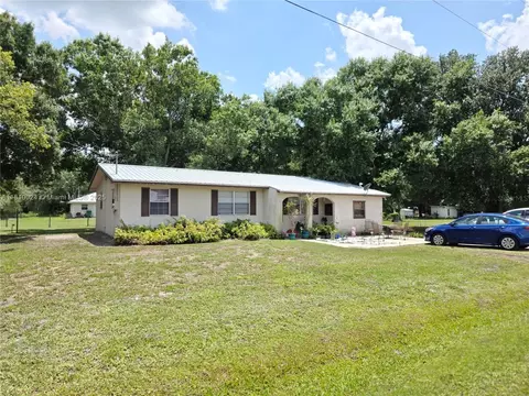 7740 NW 81st Ct, Okeechobee, FL 34972 photo 2