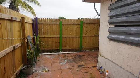 Exterior - 4479 NW 185th St, Miami Gardens, FL 33055 photo 2 of 3