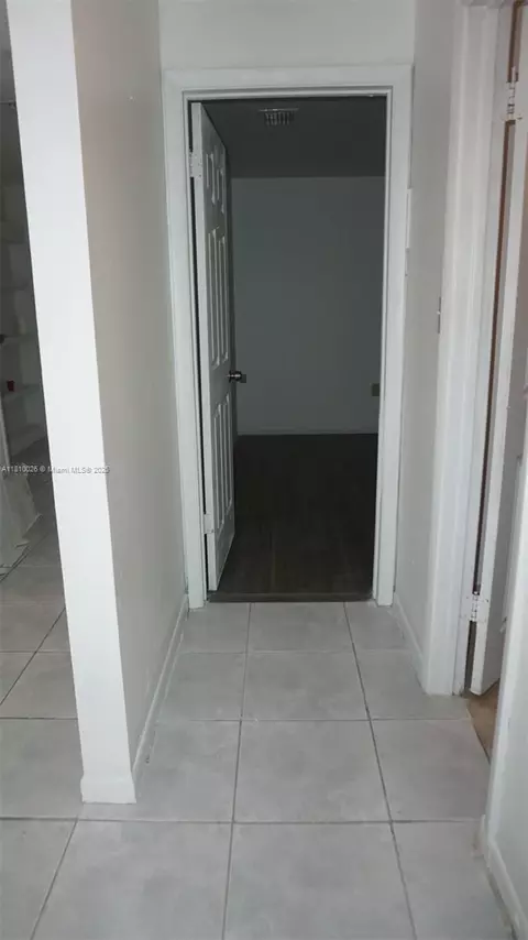 Entry Way - 4479 NW 185th St, Miami Gardens, FL 33055 photo 2 of 2